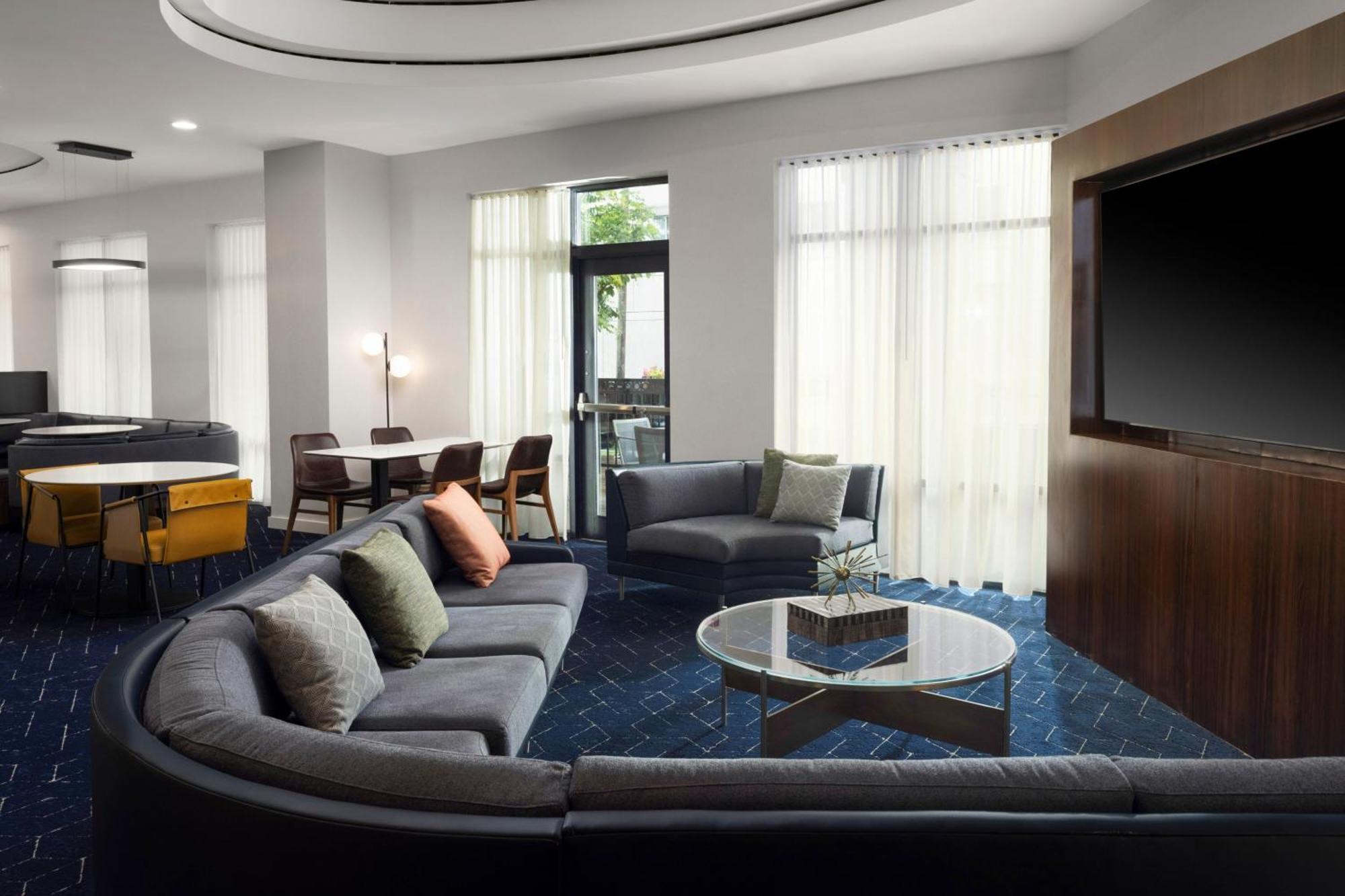 Hotel Courtyard By Marriott Washington Capitol Hill/Navy Yard Zewnętrze zdjęcie