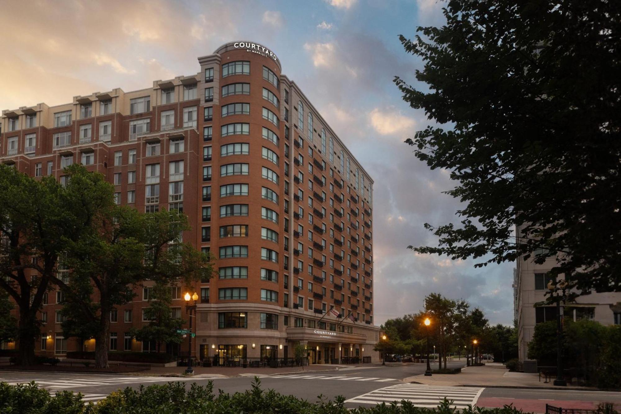 Hotel Courtyard By Marriott Washington Capitol Hill/Navy Yard Zewnętrze zdjęcie