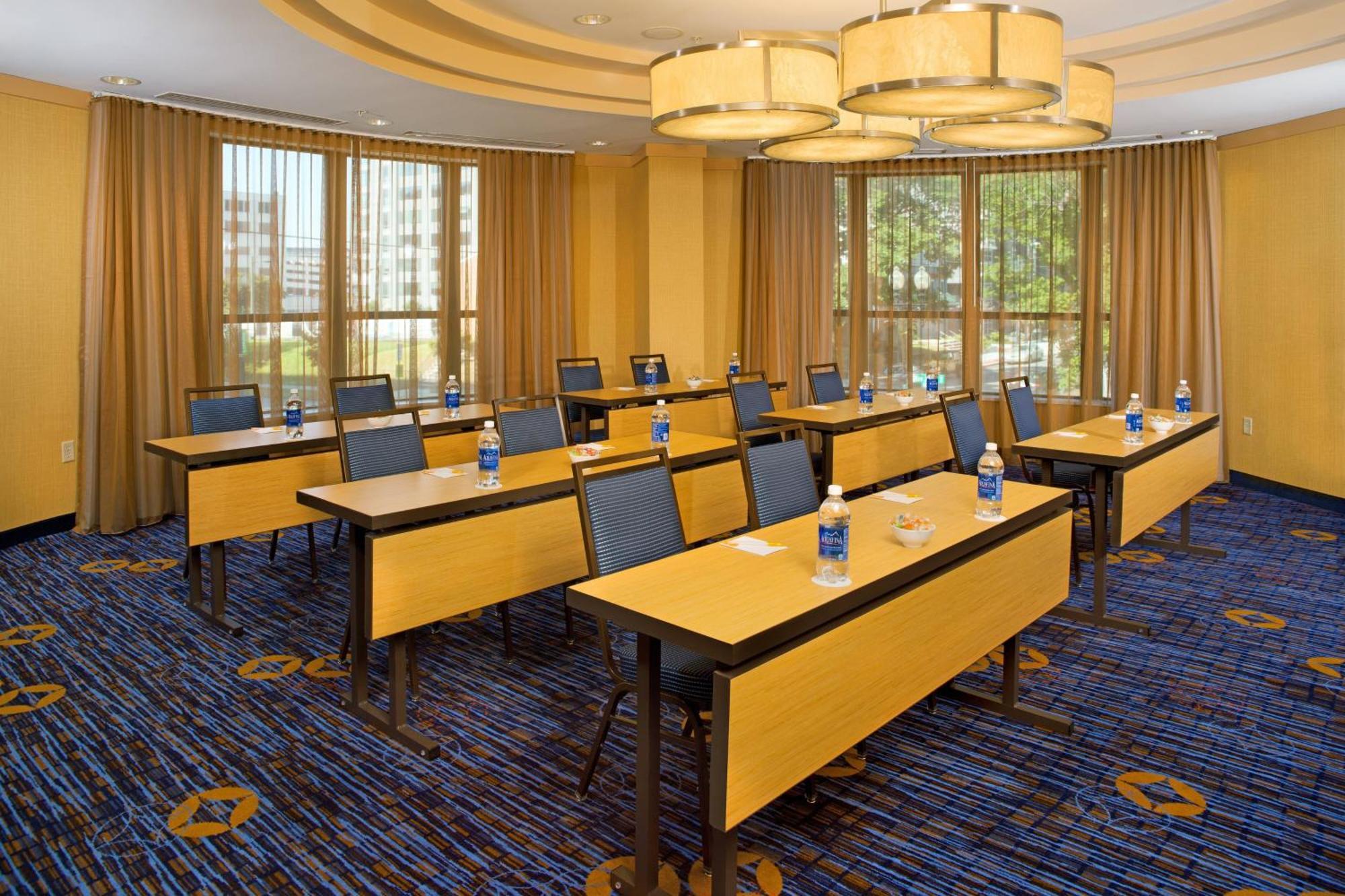 Hotel Courtyard By Marriott Washington Capitol Hill/Navy Yard Zewnętrze zdjęcie